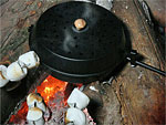 Jiffy Pop Popcorn v/s Camp Stove - Will it work?, Whiskey n Sunshine Off  Grid