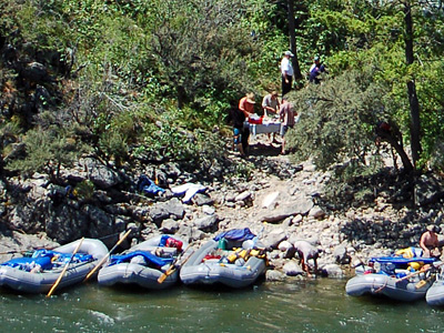 Breaking for lunch on the river (click for larger image)