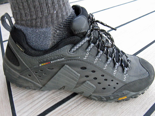 merrell intercept hiking shoes