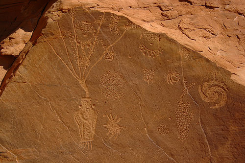 Petroglyph photo by ianturton on Flickr